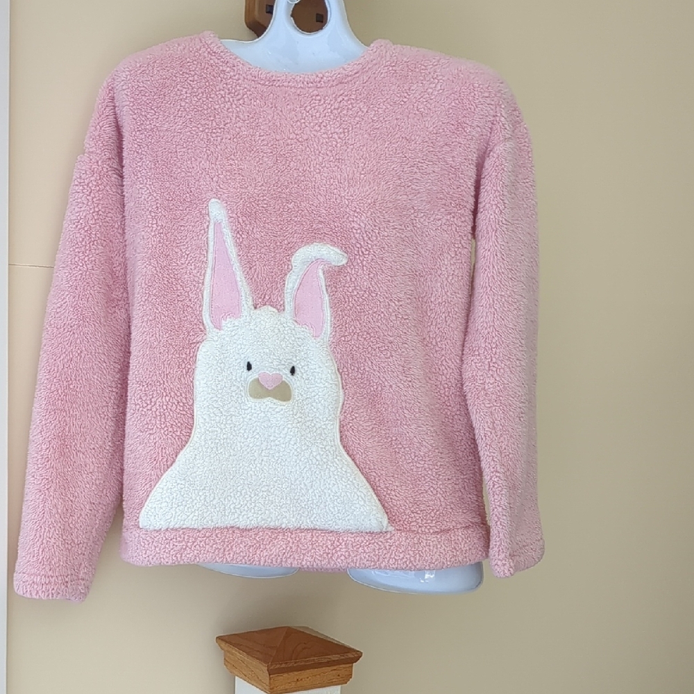 Cozy Pink and White Crew Neck Sweater with Bunny Appliqué